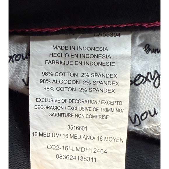 Lee Classic Fit Women's SIze 16 Black Jeans 37 x 30.5 Rhinestones NWT - Picture 5 of 9